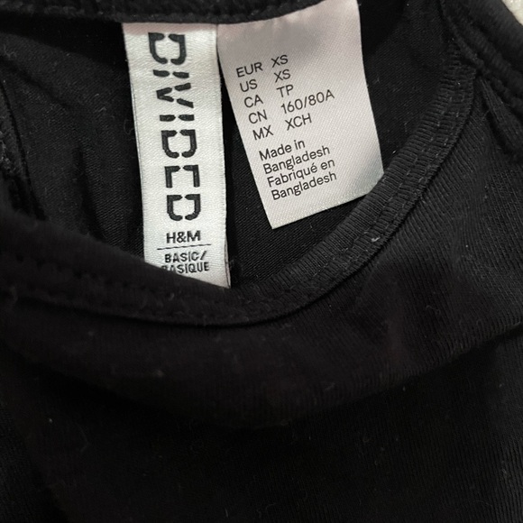 Black Cropped Tank - Picture 3 of 3